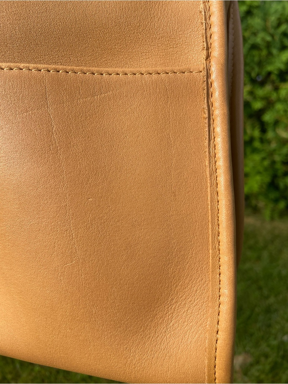 VINTAGE COACH BAG (RARE COLOR) - Picture 13 of 13